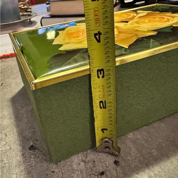 1970s Made in Italy Amaretto do Saronno gift box / Trinket Box 3 Yellow Roses - Picture 4 of 10